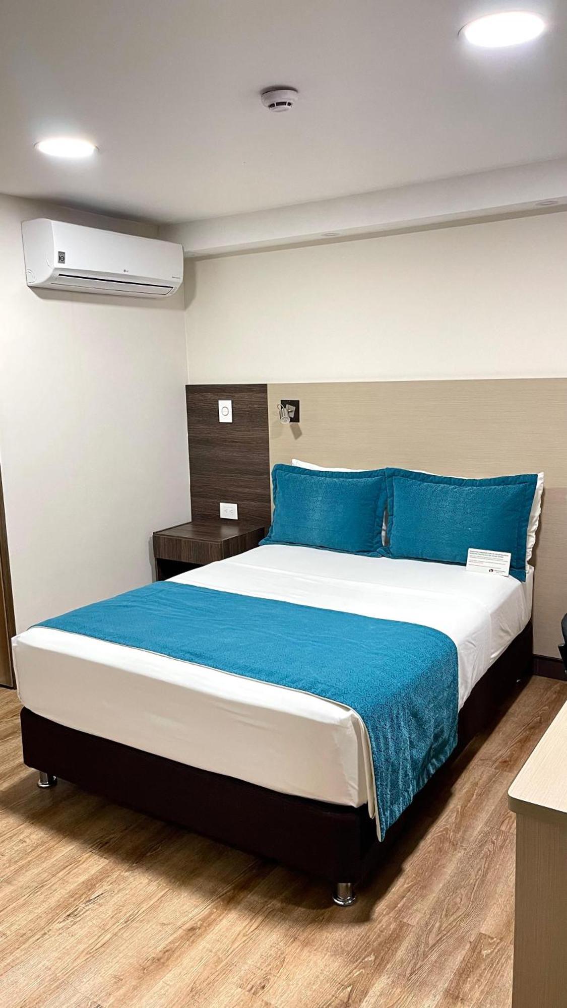 Cabecera Country Hotel بوكارامانغا المظهر الخارجي الصورة