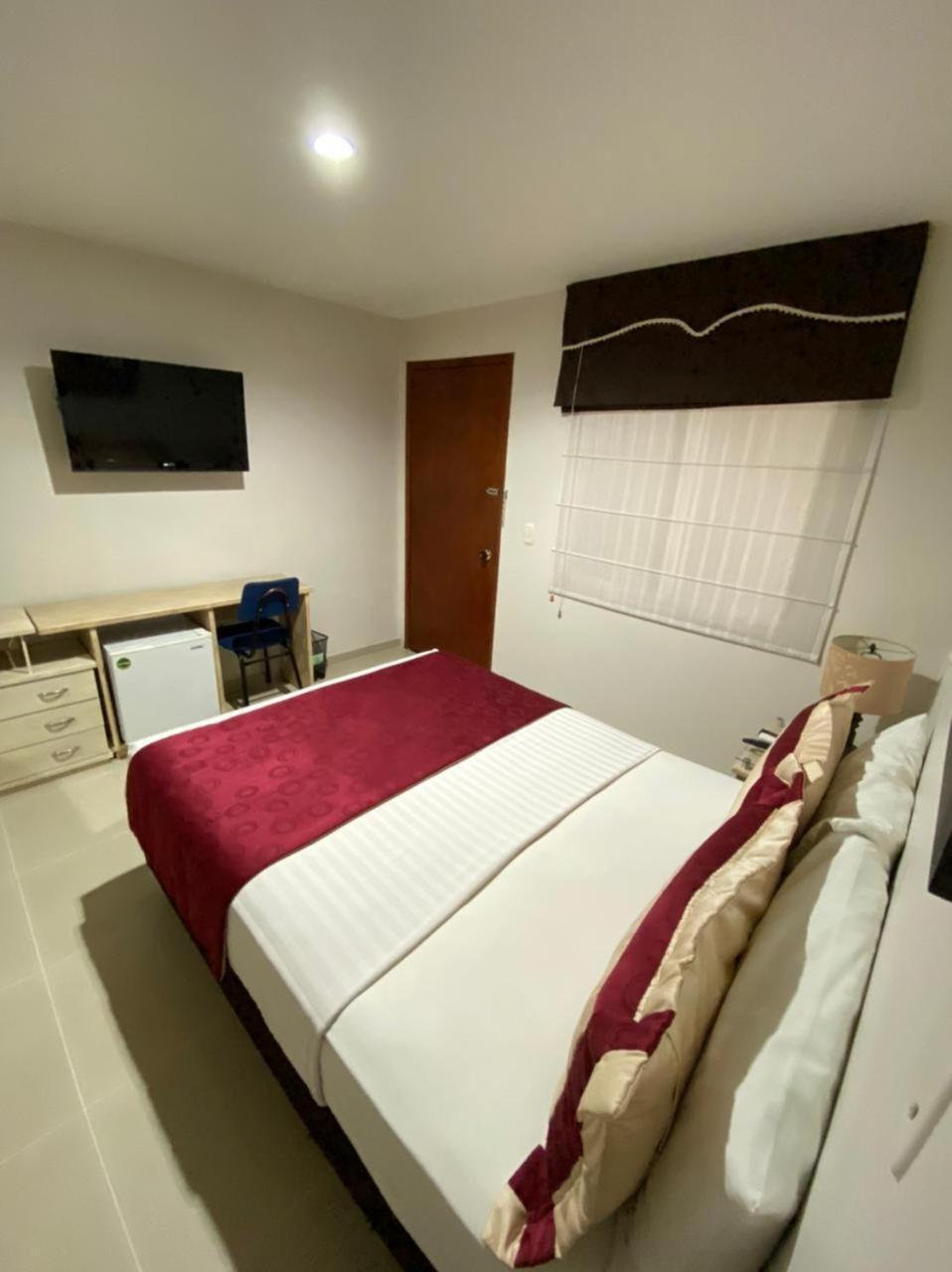 Cabecera Country Hotel بوكارامانغا المظهر الخارجي الصورة