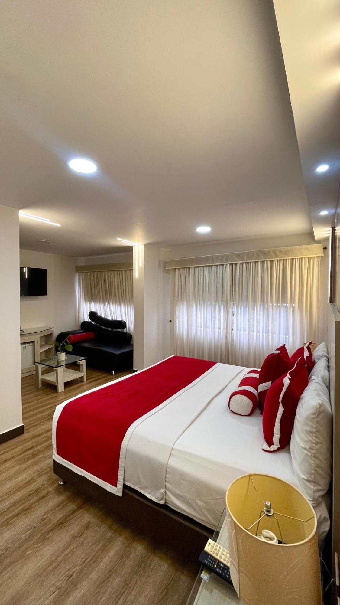 Cabecera Country Hotel بوكارامانغا المظهر الخارجي الصورة