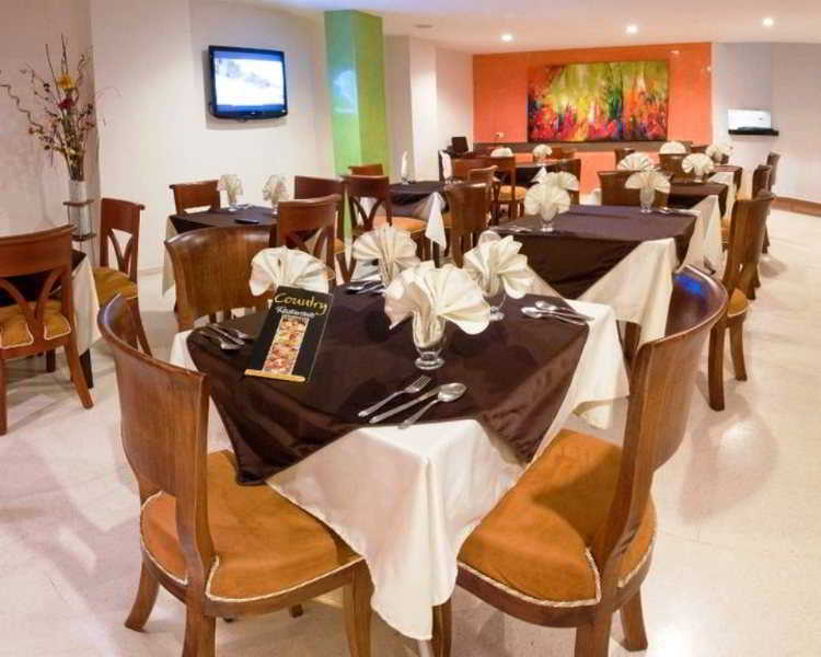 Cabecera Country Hotel بوكارامانغا المظهر الخارجي الصورة